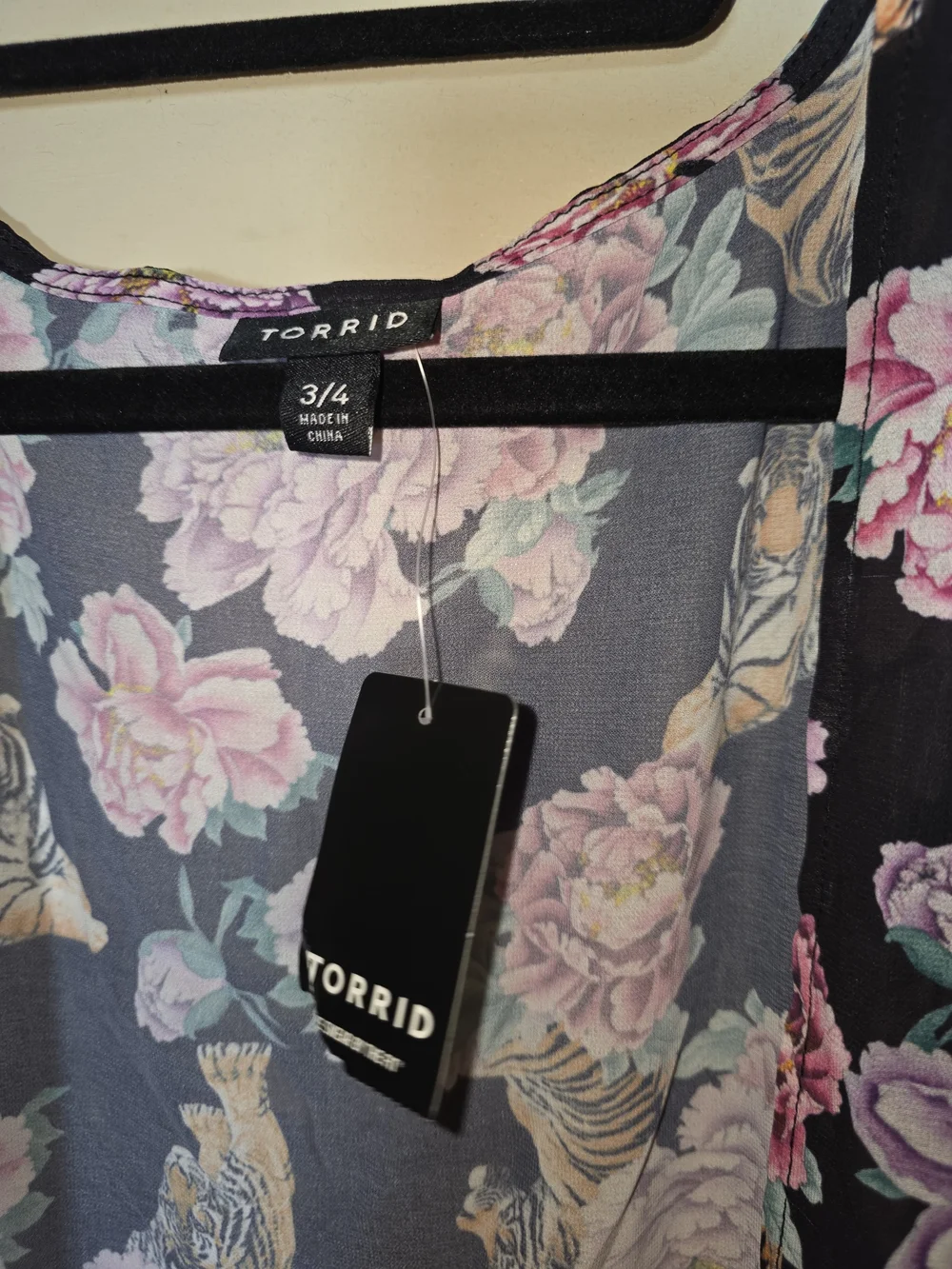 Torrid Tiger & Floral High-Low Kimono Cover Up Size 3/4 NWT Boho Festival